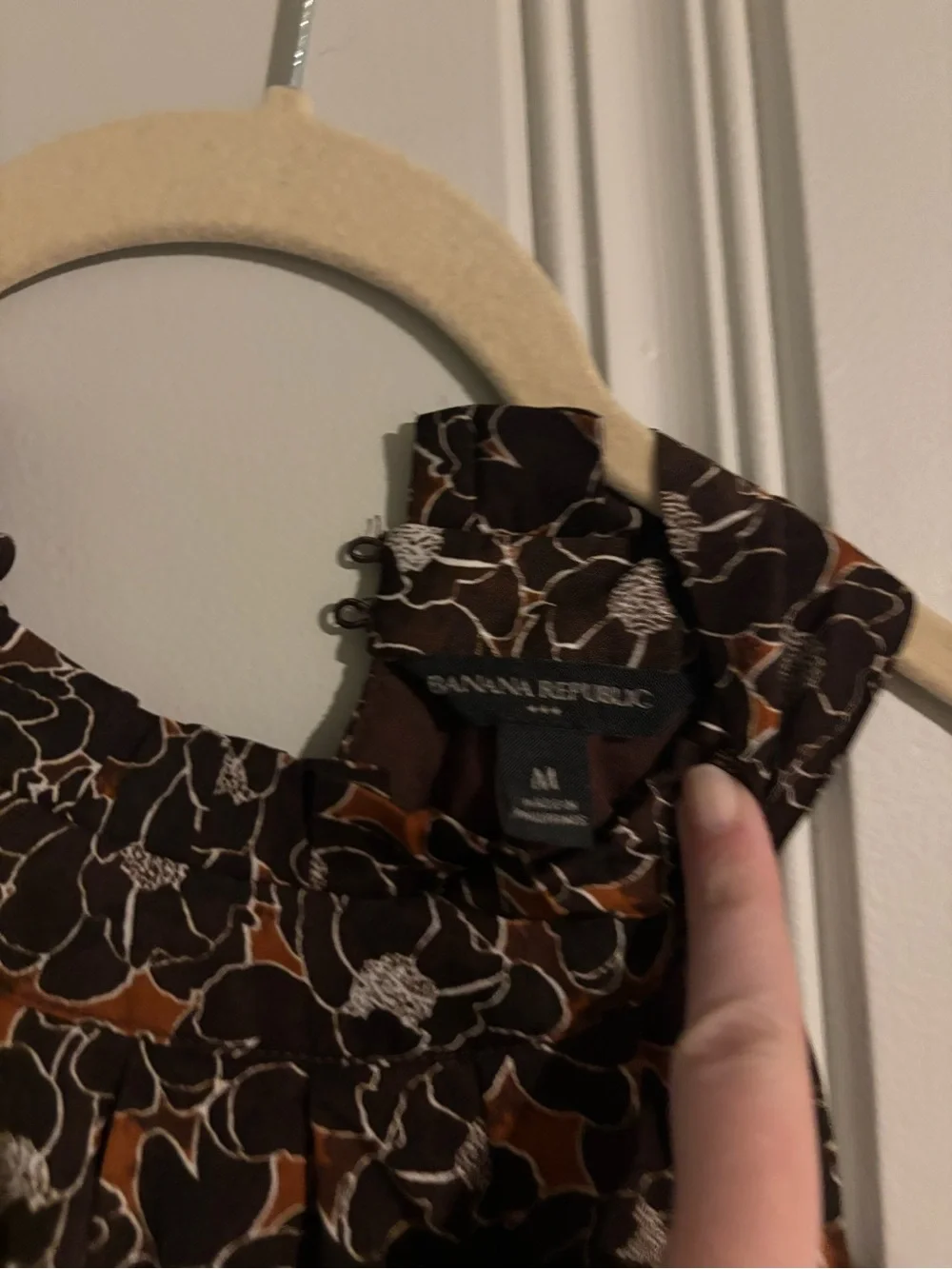 Banana republic halter maxi dress - Picture 5 of 7